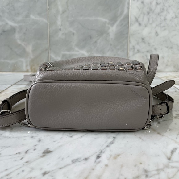 💕Michael Kors Abbey Studded Grey Pebble Leather Mini Backpack - Picture 6 of 12